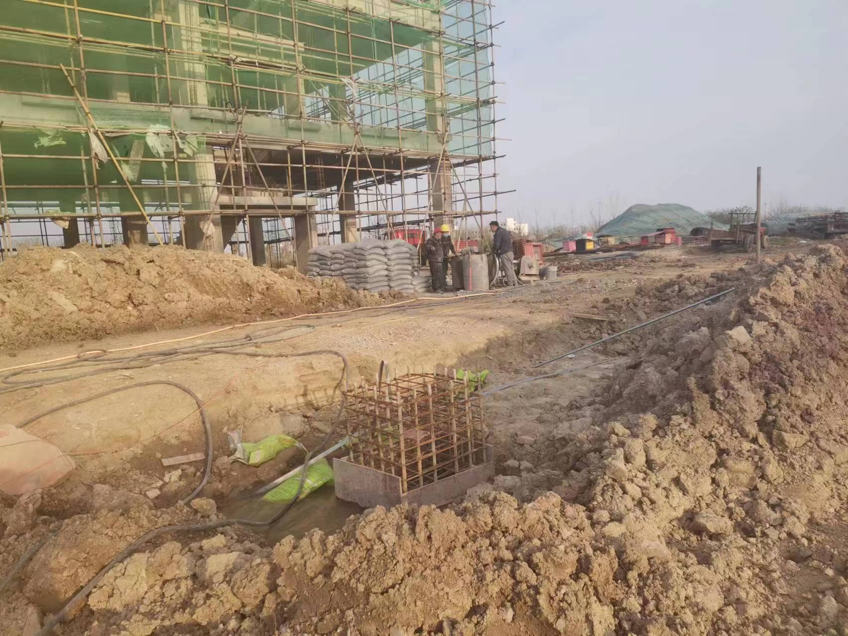 驿城当桥梁出现裂缝的时候应该及时加固修补